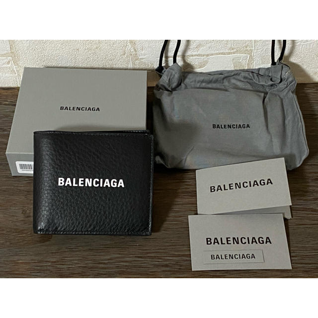 BALENCIAGA バレンシアガ  EVERYDAY 二つ折り財布　ブラック