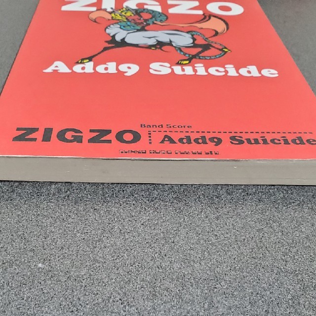 ZIGZO Add9 Suicide バンドスコア 楽器のスコア/楽譜(ポピュラー)の商品写真