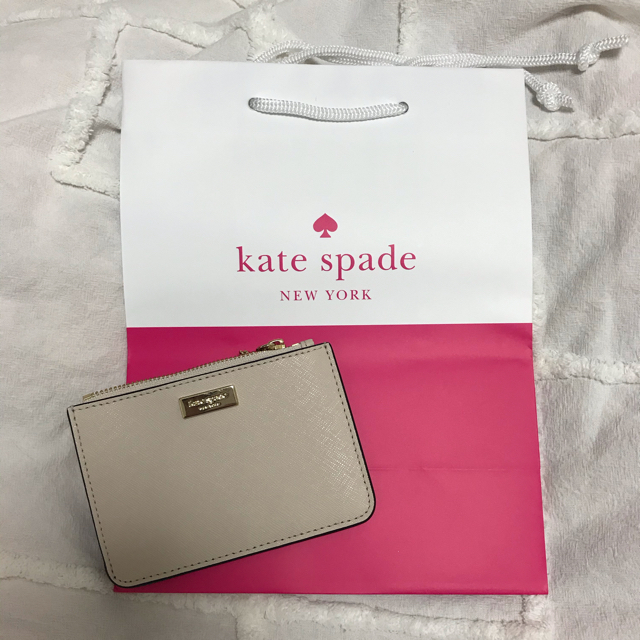 kate spade new york(ケイトスペードニューヨーク)の【新品/ケイトスペード】カードケース/キーケース レディースのファッション小物(名刺入れ/定期入れ)の商品写真