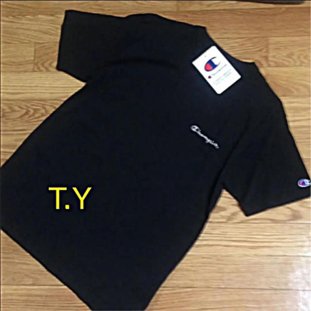 Champion(チャンピオン)のChampion Tシャツ 黒 Supreme EMODA Ungrid好きに メンズのトップス(Tシャツ/カットソー(半袖/袖なし))の商品写真