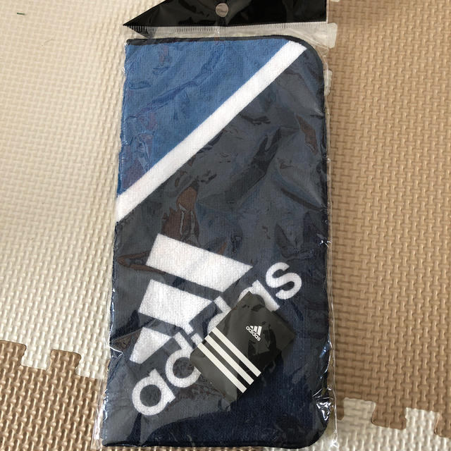 adidas(アディダス)のadidas ハンカチ  メンズのメンズ その他(その他)の商品写真