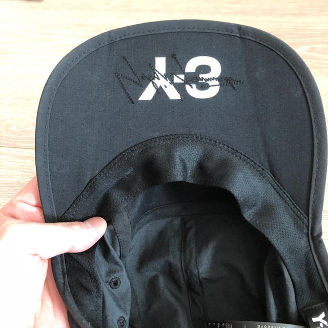 Y-3(ワイスリー)の[Y-3] キャップ　※美品 メンズの帽子(キャップ)の商品写真