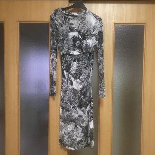 カルヴェン(CARVEN)のさゆり様専用ページ(ひざ丈ワンピース)