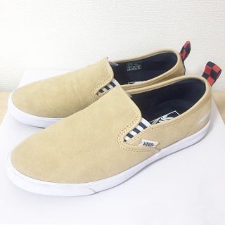 ヴァンズ(VANS)のvans ベージュ スリッポンスニーカー(スニーカー)