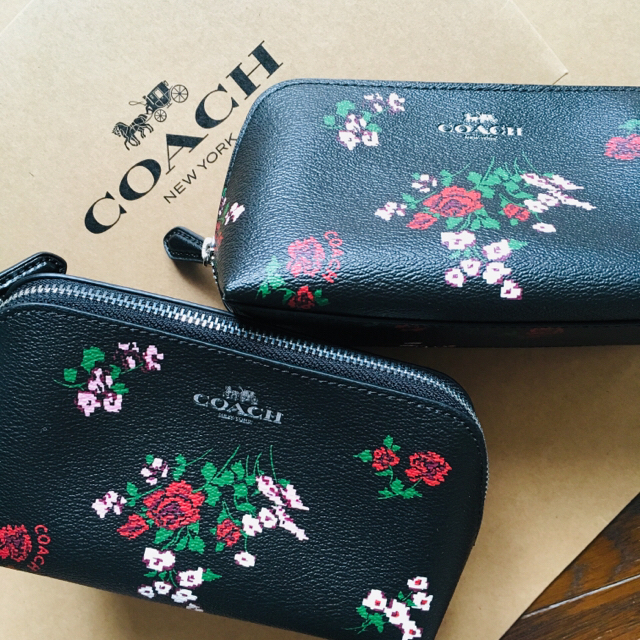 【新品】COACH 花柄 コスメポーチ 2個