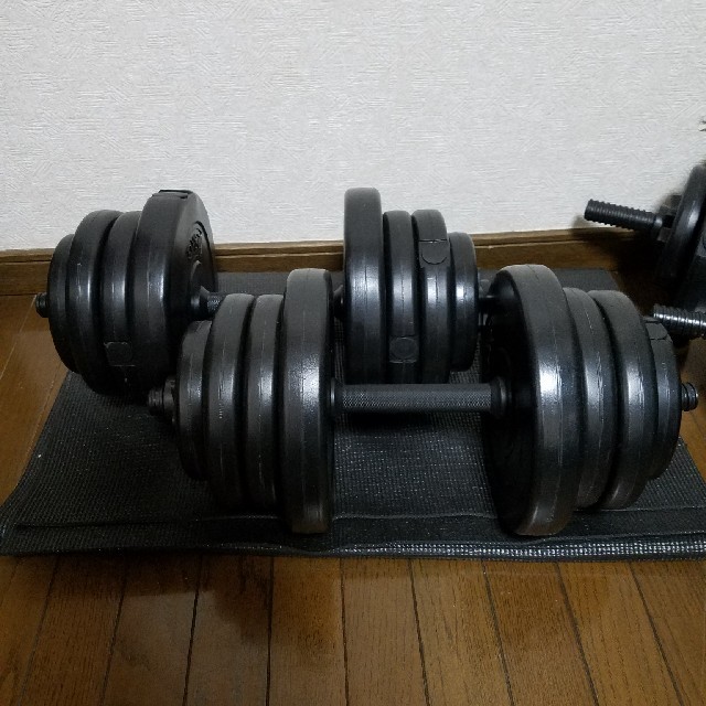 可変式ダンベル スポーツ/アウトドアのトレーニング/エクササイズ(トレーニング用品)の商品写真