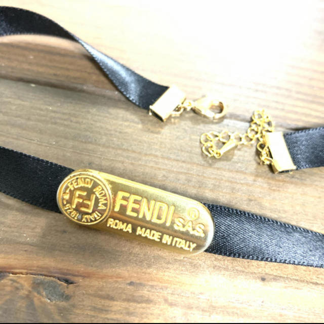 FENDI(フェンディ)のFENDIチョーカー レディースのアクセサリー(ネックレス)の商品写真