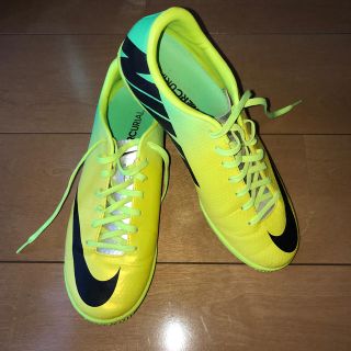 ナイキ(NIKE)のNIKE MERCURIALフットサルシューズ 屋外用 25.5cm(シューズ)