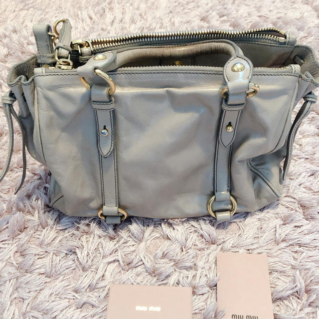 miumiuハンドバックショルダーバッグ