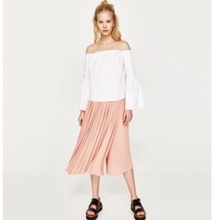 ザラ(ZARA)のzara　完売商品　プリーツミディスカート　S(ひざ丈スカート)