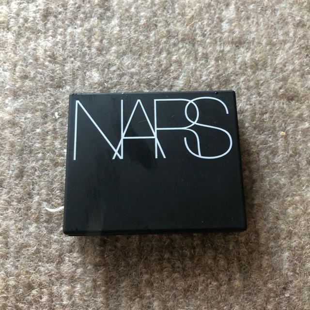 NARS(ナーズ)のNARSナーズシングルアイシャドー5311 アイブロウ コスメ/美容のベースメイク/化粧品(アイシャドウ)の商品写真