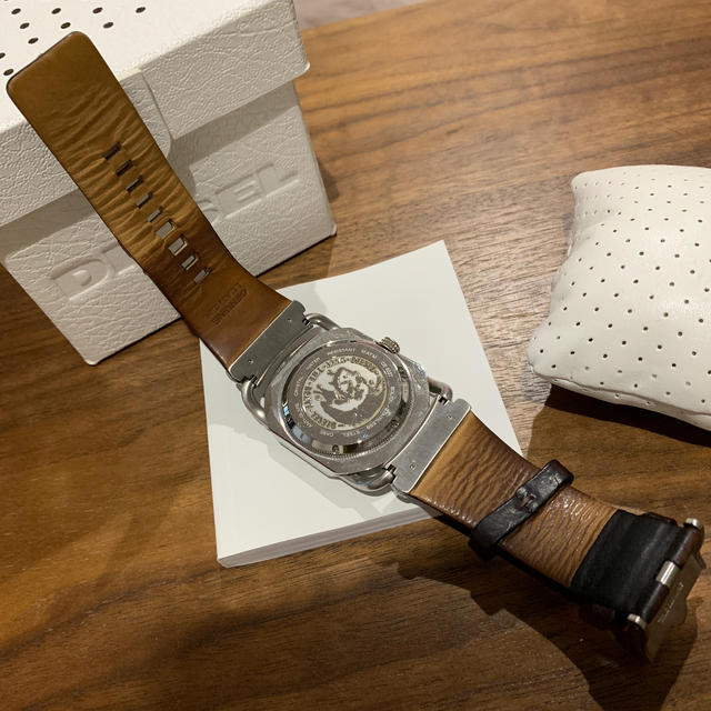 DIESEL(ディーゼル)のdiesel 腕時計 ブラウン メンズの時計(腕時計(アナログ))の商品写真