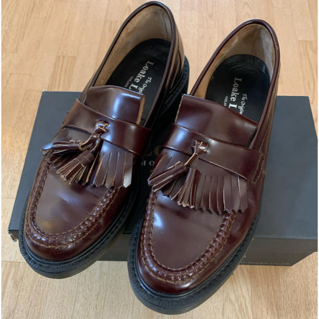 Loake(ローク)のLoake tassel Loafer ローク タッセル ローファー　UK8  メンズの靴/シューズ(ドレス/ビジネス)の商品写真