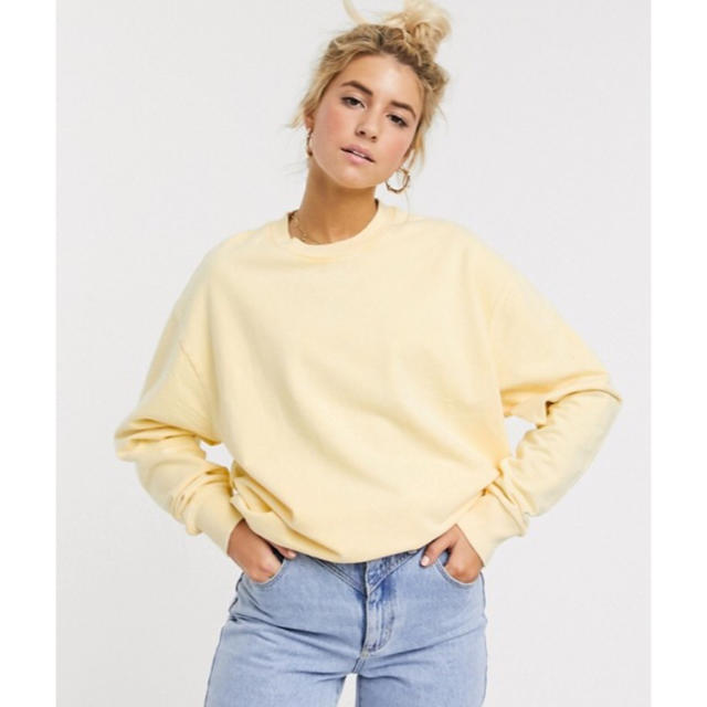 asos(エイソス)の最終値下げ　ASOS レモンカラー スウェット トレーナー レディースのトップス(トレーナー/スウェット)の商品写真