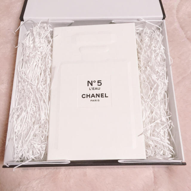 CHANEL(シャネル)のシャネル N°5 ロー オードゥ トワレット ヴァポリザター 100ml コスメ/美容の香水(香水(女性用))の商品写真