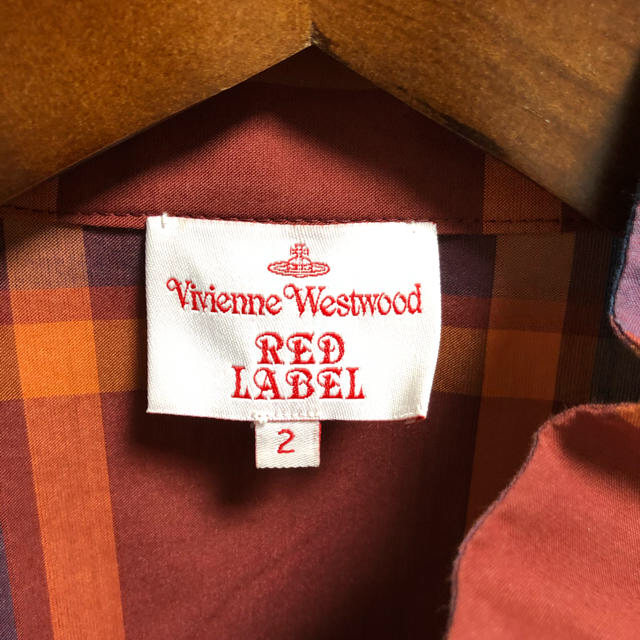 Vivienne Westwood(ヴィヴィアンウエストウッド)のVivienne Westwood チェック柄ジャケット レディースのジャケット/アウター(テーラードジャケット)の商品写真