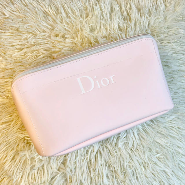 Dior(ディオール)の【新品・未使用】Dior   訳あり　ポーチ レディースのファッション小物(ポーチ)の商品写真