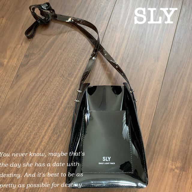 SLY(スライ)の【新品】SLYノベルティ♡ レディースのバッグ(ショルダーバッグ)の商品写真