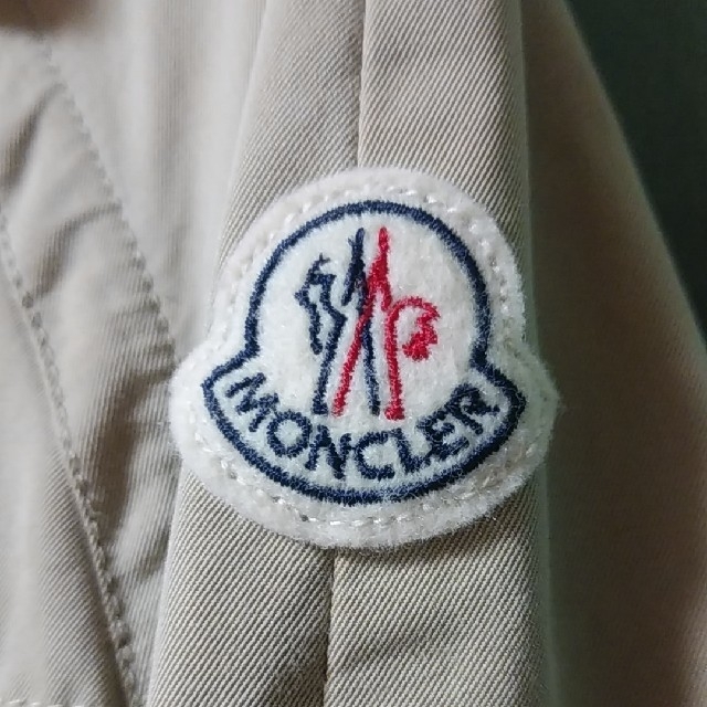 MONCLER(モンクレール)のモンクレール　トレンチコート　ヴインテージ レディースのジャケット/アウター(トレンチコート)の商品写真