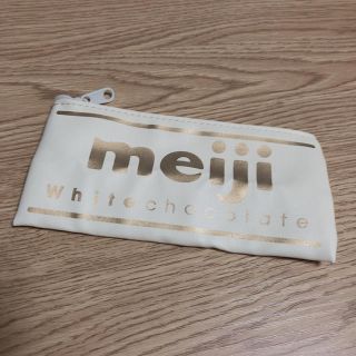 メイジ(明治)のmeiji ホワイトチョコレート ミニポーチ(ポーチ)