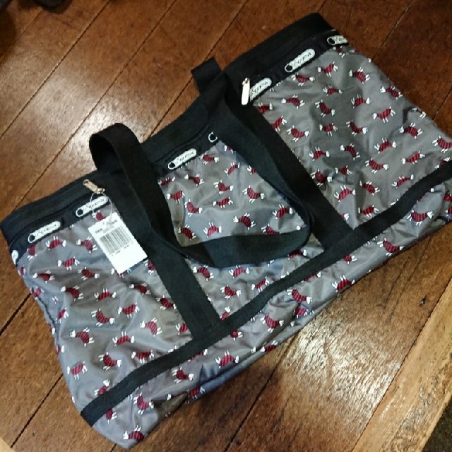 lesportsac トラベルトート 大 テリアトス テリア 犬