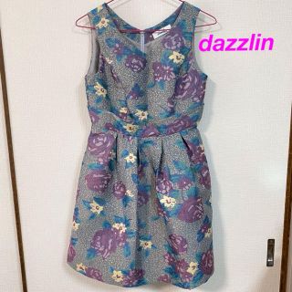 ダズリン(dazzlin)の新品 美品 dazzlin 花柄ワンピース  ダズリン(ひざ丈ワンピース)