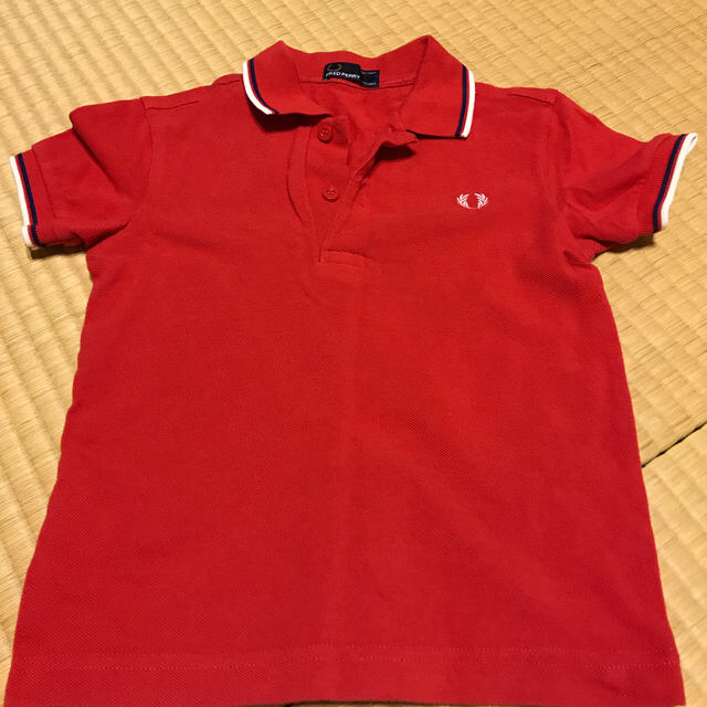 FRED PERRY(フレッドペリー)のマックさん専用品⭐︎FRED PERRYの子供用　赤のポロシャツ　110センチ キッズ/ベビー/マタニティのキッズ服女の子用(90cm~)(Tシャツ/カットソー)の商品写真