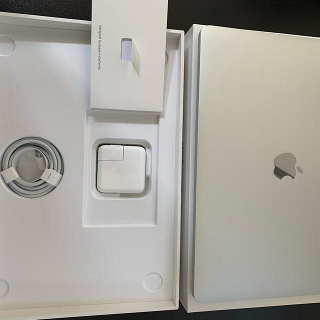 Apple(アップル)のMacBookAir スマホ/家電/カメラのPC/タブレット(ノートPC)の商品写真