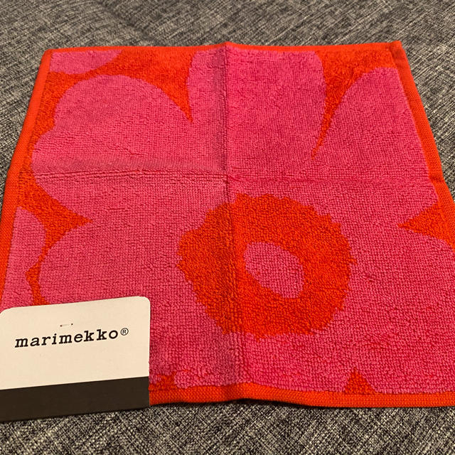 marimekko(マリメッコ)のマリメッコ ハンドタオル2枚セット レディースのファッション小物(ハンカチ)の商品写真
