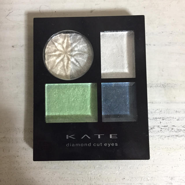 KATE(ケイト)のケイト アイシャドウ グリーン系 コスメ/美容のベースメイク/化粧品(アイシャドウ)の商品写真