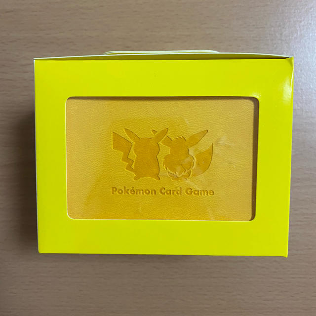 ポケモン(ポケモン)の新品　ポケモンカード フリップデッキケース イエローカラー エンタメ/ホビーのトレーディングカード(カードサプライ/アクセサリ)の商品写真