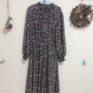 オリーブデオリーブ(OLIVEdesOLIVE)の花柄ワンピース(ひざ丈ワンピース)