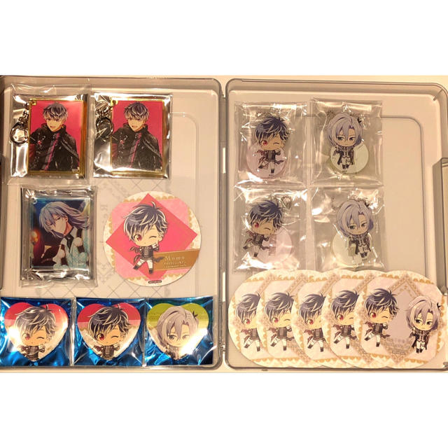 新品★アイナナ★アニカフェ【Re:vale】アクスタ★缶バッジ★CoLotta