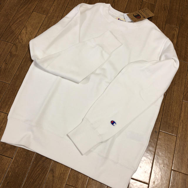 女子にも大人気‼️定番 白XL 新品 Champion チャンピオン トレーナー