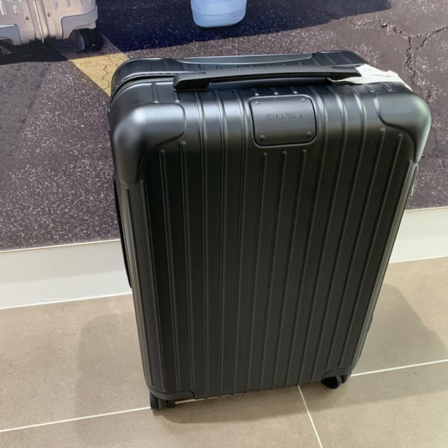 RIMOWA リモワ ESSENTIAL CABIN 36L マットブラック-