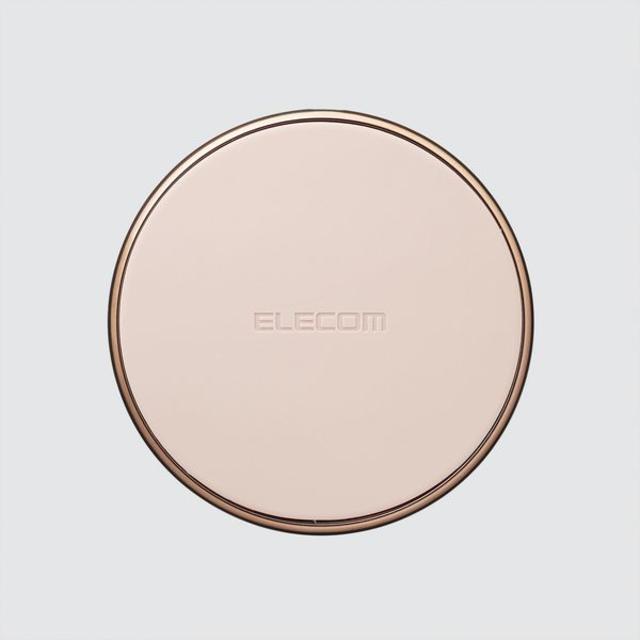 ELECOM(エレコム)の【新品】ELECOM Qi ワイヤレス充電器 (10W・7.5W急速充電対応) スマホ/家電/カメラのスマートフォン/携帯電話(バッテリー/充電器)の商品写真