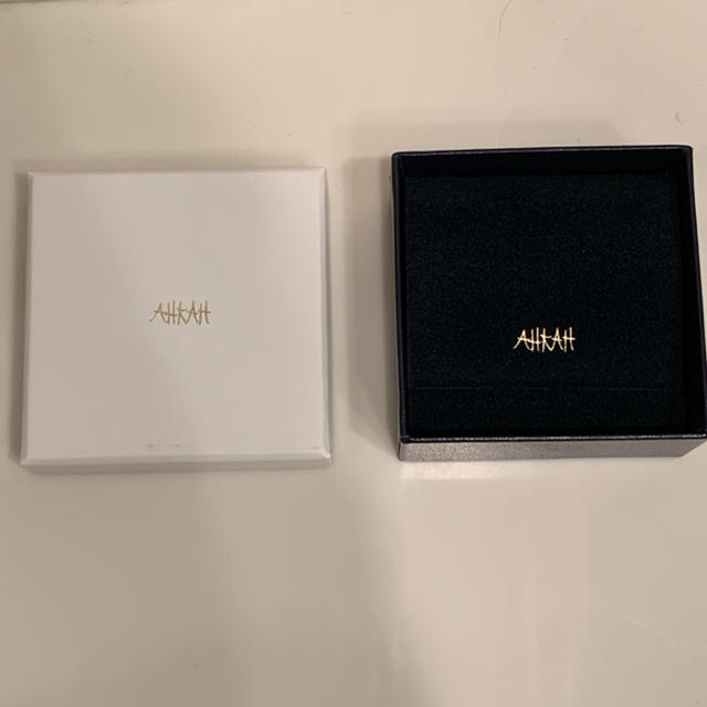 AHKAH(アーカー)のほぼ新品 AHKAH 空き箱  レディースのアクセサリー(ネックレス)の商品写真