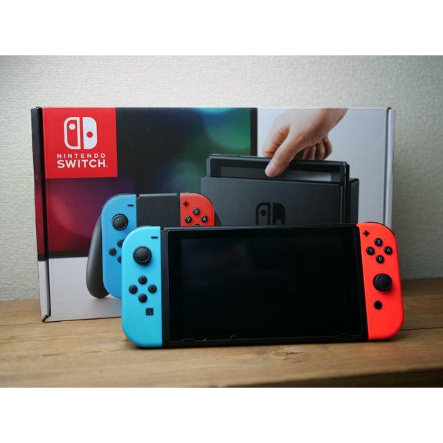 Nintendo Switch(ニンテンドースイッチ)の★Nintendo switch 旧型 本体 ネオンブルー・レッド★ エンタメ/ホビーのゲームソフト/ゲーム機本体(家庭用ゲーム機本体)の商品写真