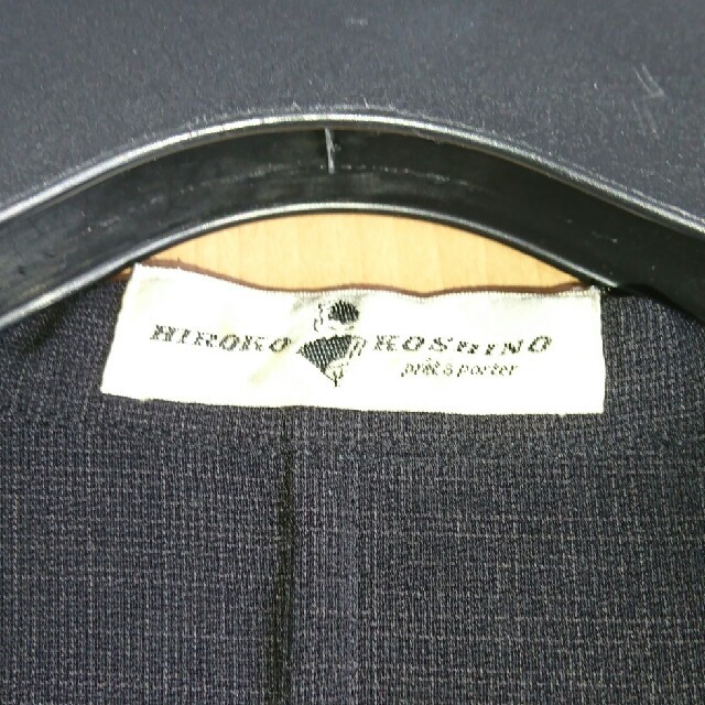 HIROKO KOSHINO(ヒロココシノ)のお値下げ♪HIROKO KOSHINO  ブラックパンツスーツ レディースのフォーマル/ドレス(スーツ)の商品写真