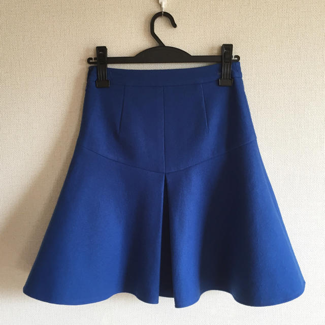 VIAGGIO BLU(ビアッジョブルー)のビアッジョブルー♡綺麗なブルーのスカート レディースのスカート(ひざ丈スカート)の商品写真