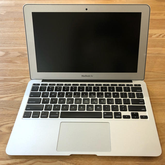 APPLE MacBook Air 11インチ i7 2011 A1370