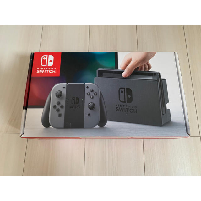 美品 任天堂 Nintendo Switch 本体 グレー