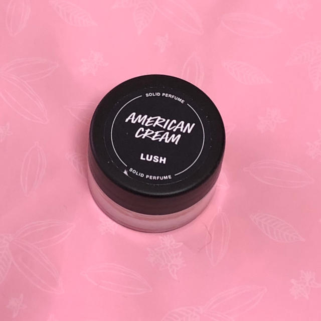 LUSH(ラッシュ)のキキララ⭐️様専用です。LUSH アメリカンクリーム　ソリッドパヒューム コスメ/美容の香水(その他)の商品写真