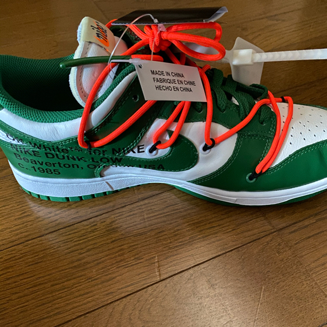 NIKE(ナイキ)のoff-white dunk グリーン　27.5 メンズの靴/シューズ(スニーカー)の商品写真