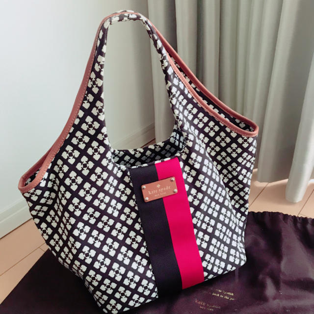 kate spade new york(ケイトスペードニューヨーク)のkate spadeハンドバッグ レディースのバッグ(ハンドバッグ)の商品写真