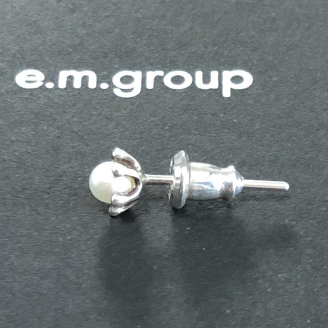 e.m.(イーエム)のe.m.  ミルククラウン　パールピアス　片耳 レディースのアクセサリー(ピアス)の商品写真