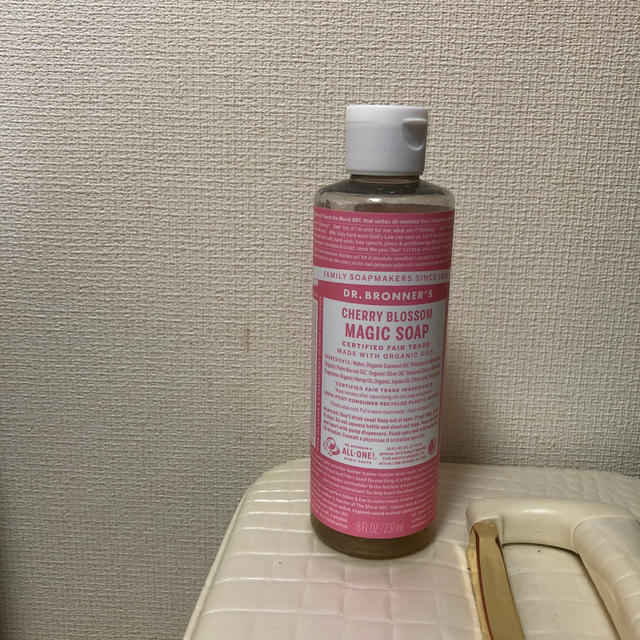 Dr.Bronner(ドクターブロナー)のChiiii様専用ドクターブロナーマジックソープ チェリーブロッサム 237ml コスメ/美容のボディケア(ボディソープ/石鹸)の商品写真