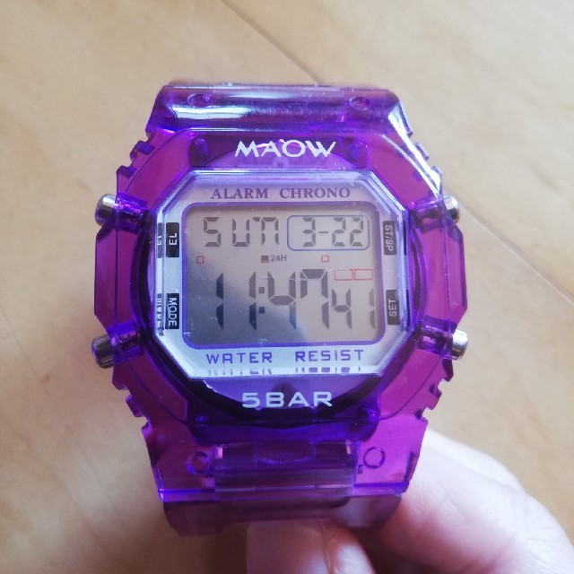 MAOW 5BAR パープル　腕時計 メンズの時計(腕時計(デジタル))の商品写真