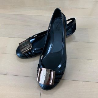 フェラガモ(Ferragamo)のフェラガモ　ブラックラバーシューズ　サイズ7(サンダル)