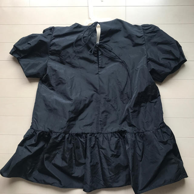 ZARA(ザラ)のZARA 半袖　ブラウス レディースのトップス(シャツ/ブラウス(半袖/袖なし))の商品写真